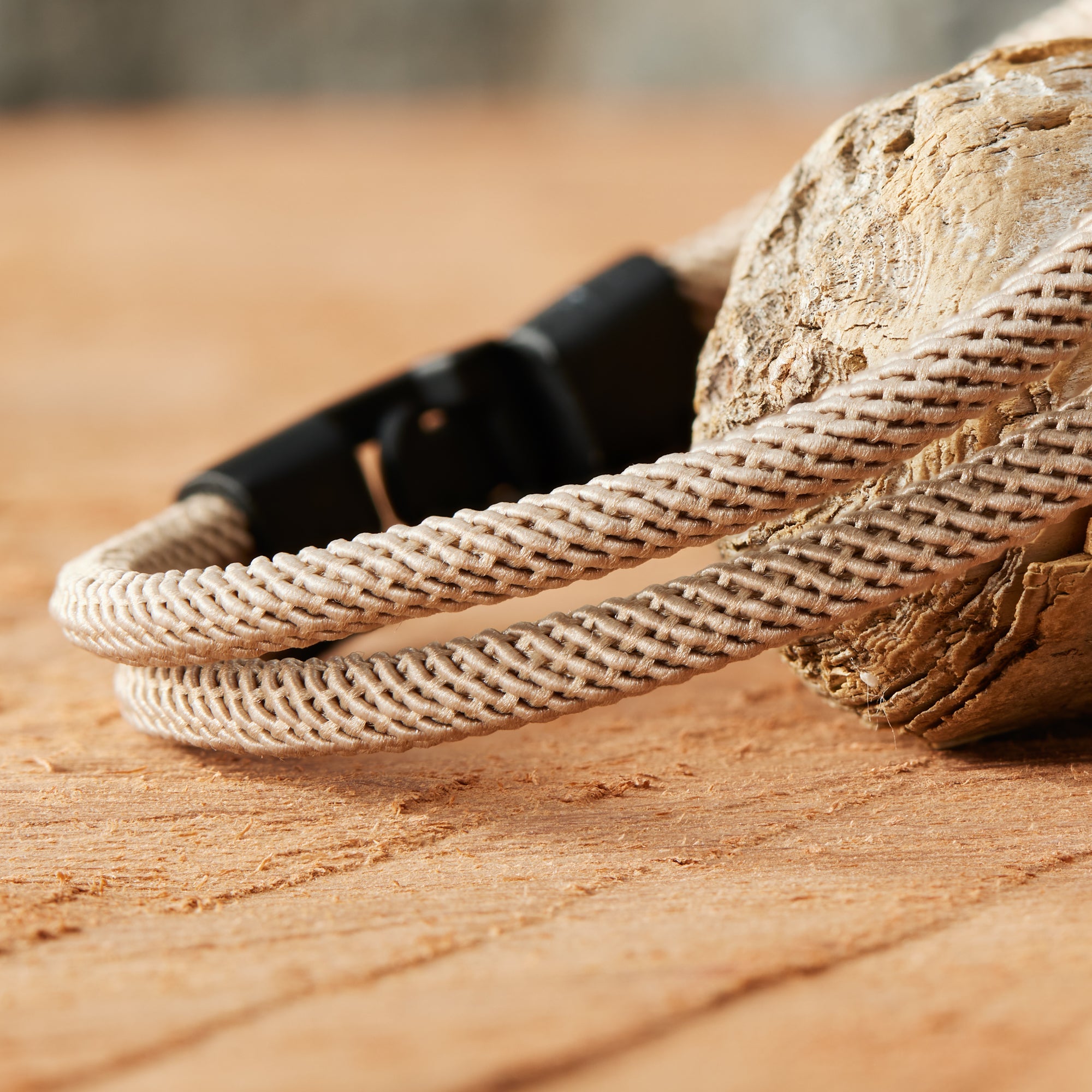 Classy Knot Two-Colored Rope Bracelet